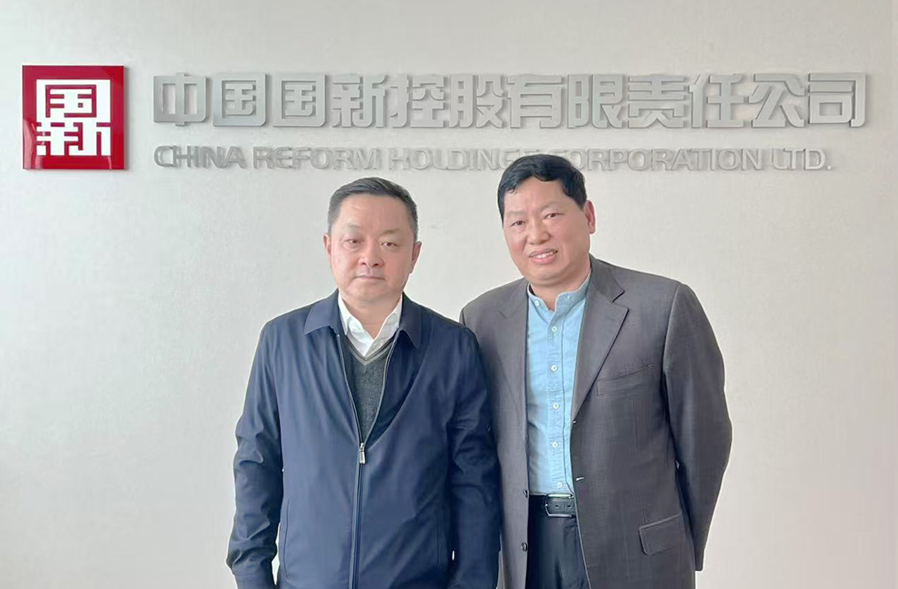 中國國新控股黨委書記、董事長徐思偉